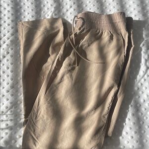 Women’s Tan Joggers Gap Fit Runaround Pants Medium